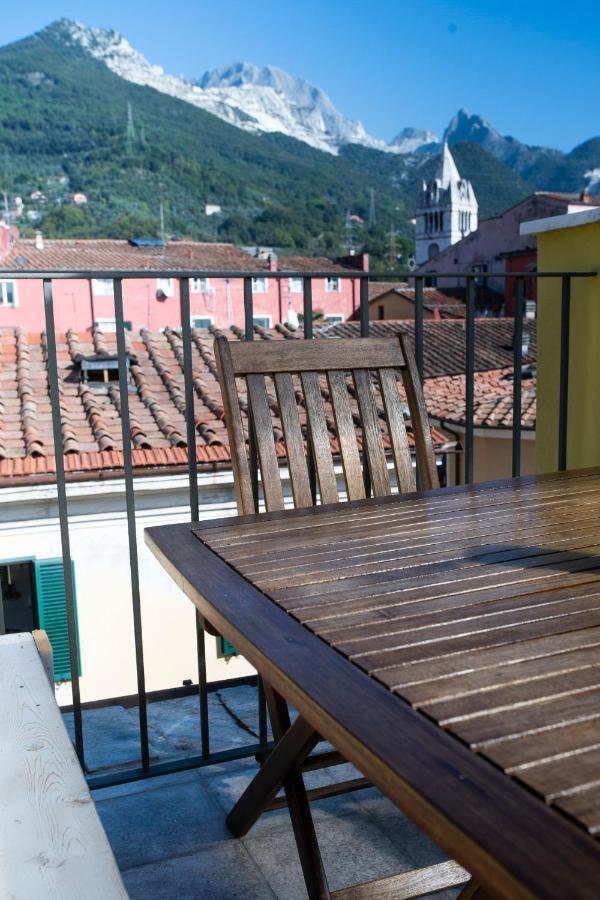 Carrara Bella Bed and Breakfast Exteriör bild